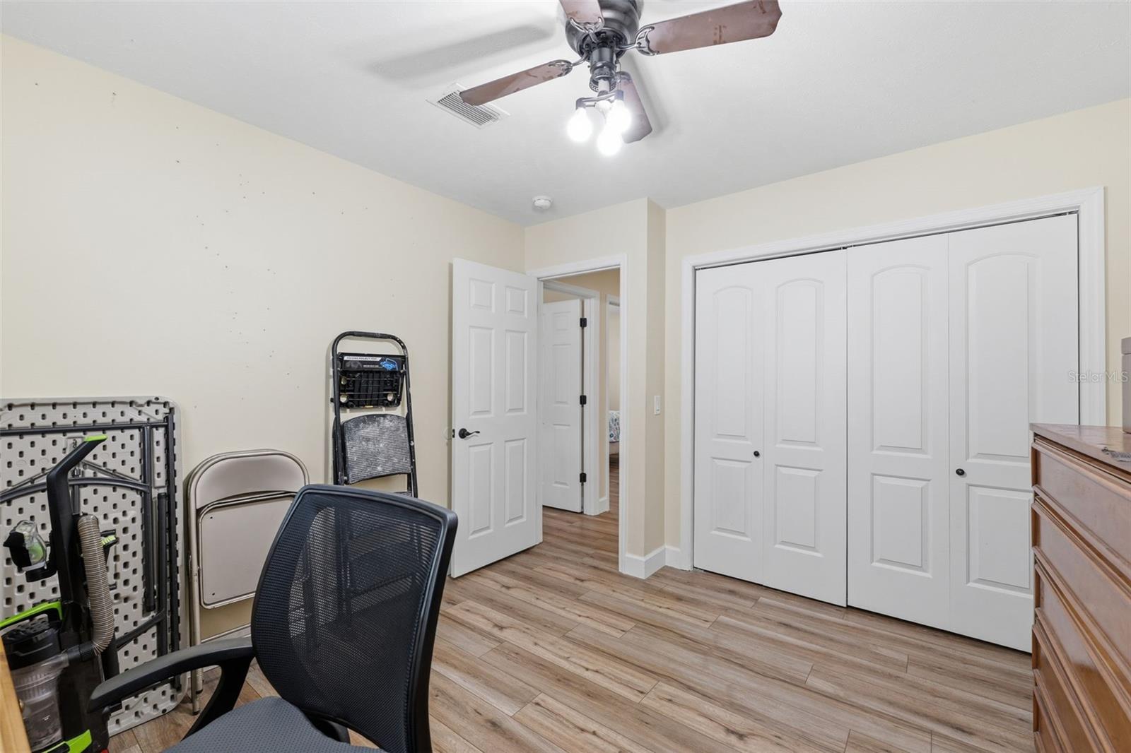 LAKE ELLEN GROVE SUB - Residential