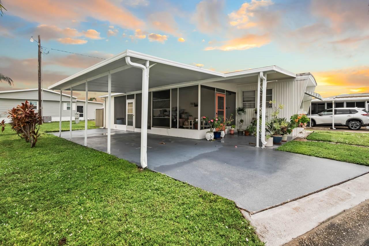 3114 CRYSTAL LANE