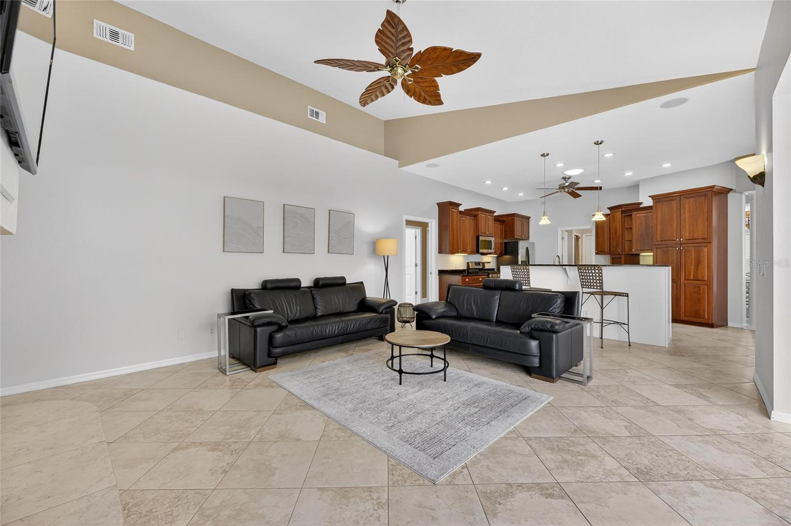 ANDALUCIA SUB - Residential