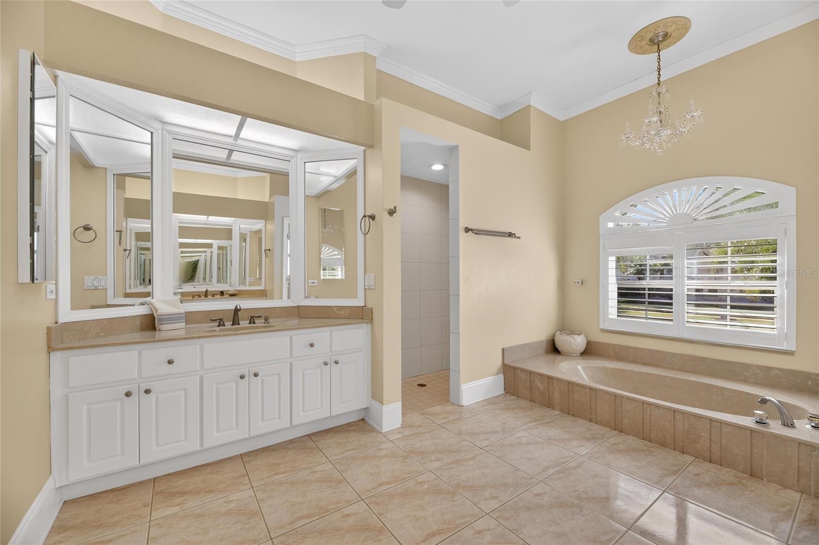 ANDALUCIA SUB - Residential