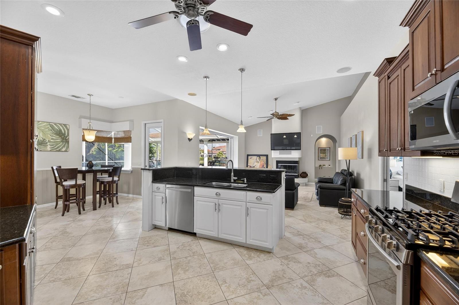 ANDALUCIA SUB - Residential