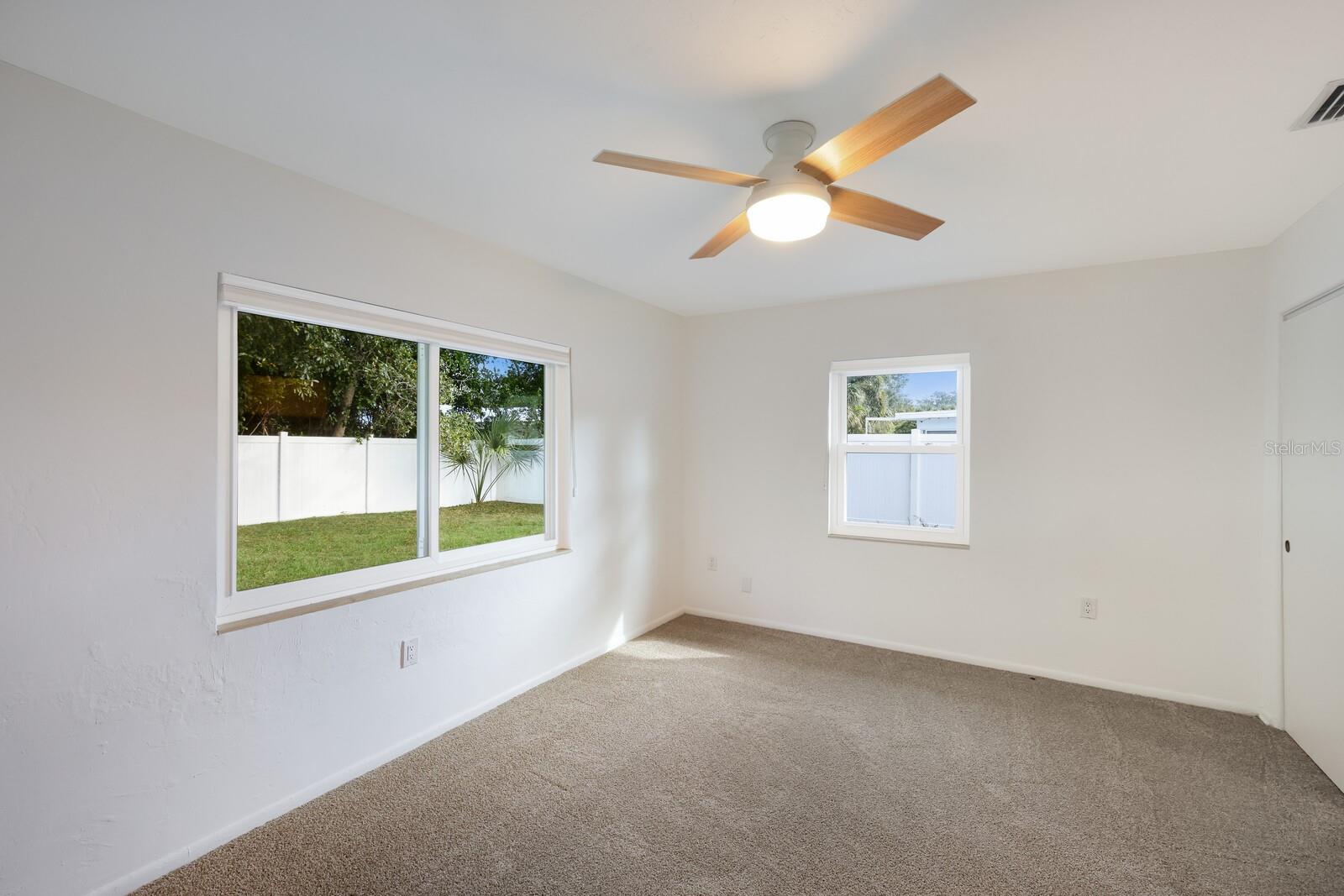 SOUTH GATE - Residential