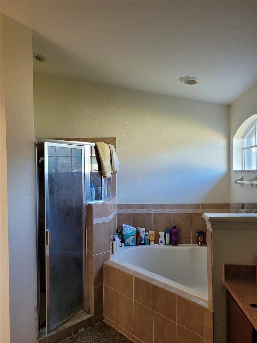 WINCHESTER ESTATES - Residential