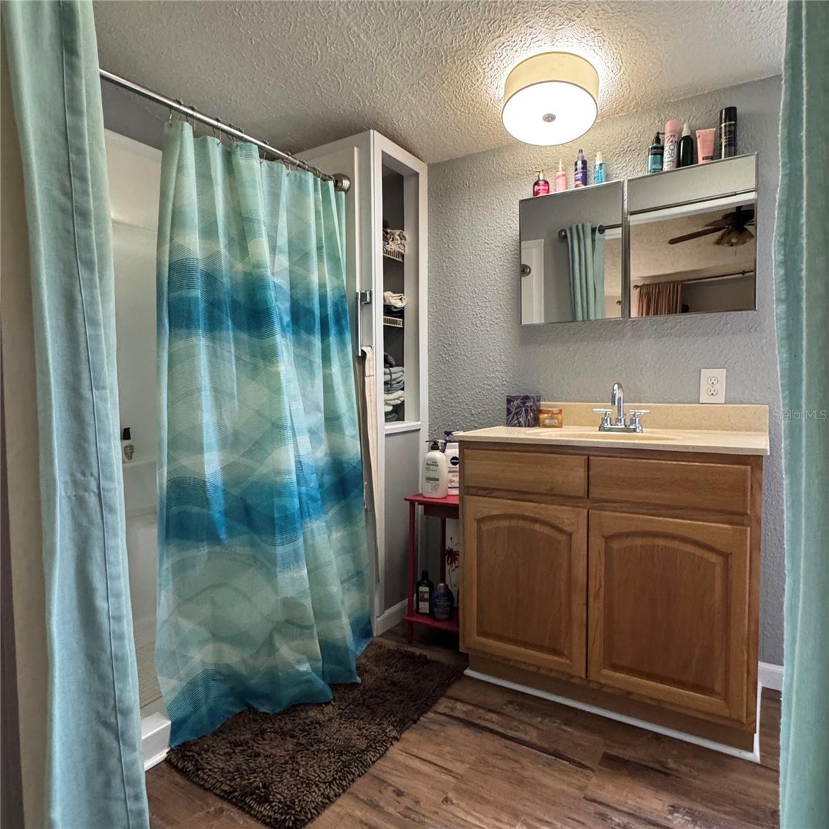 ROVAN FARMS - Residential