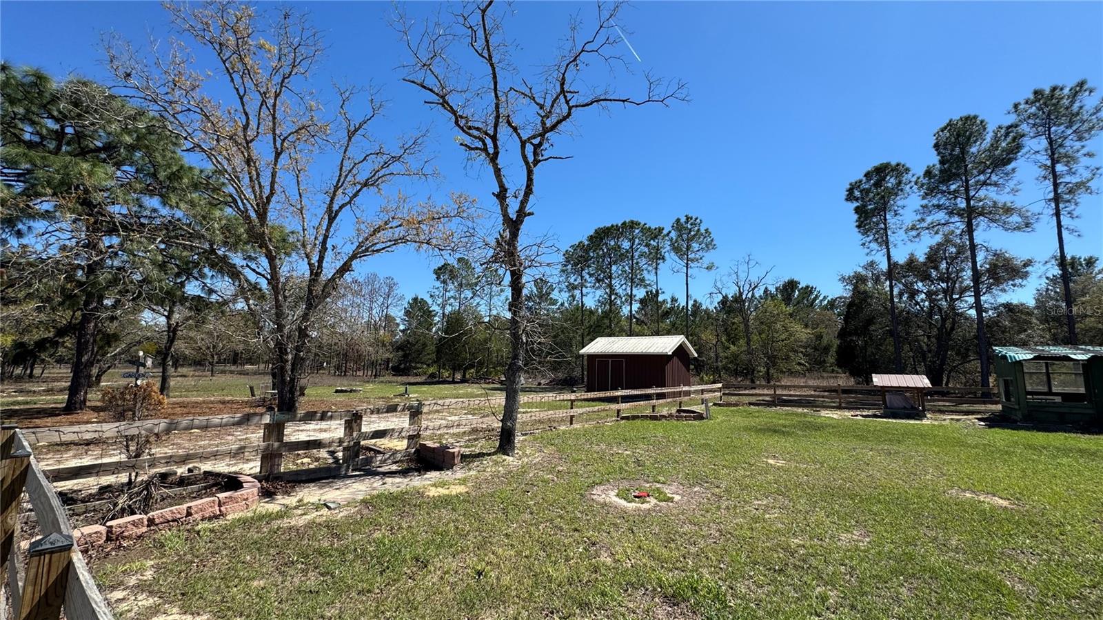 ROVAN FARMS - Residential