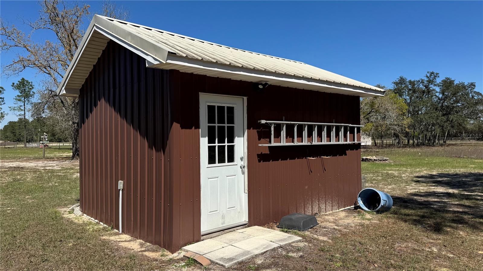 ROVAN FARMS - Residential