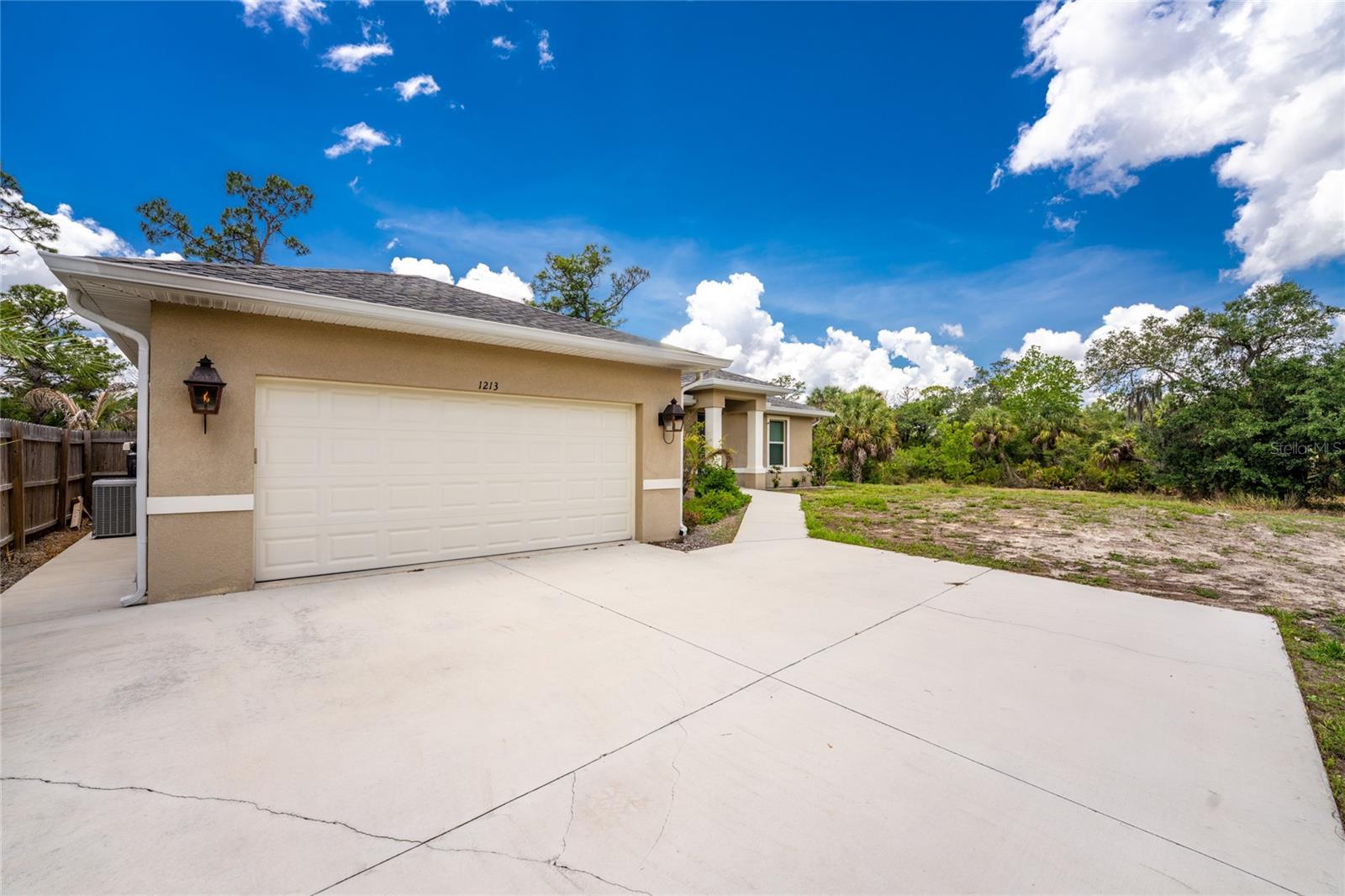 PORT CHARLOTTE - Residential