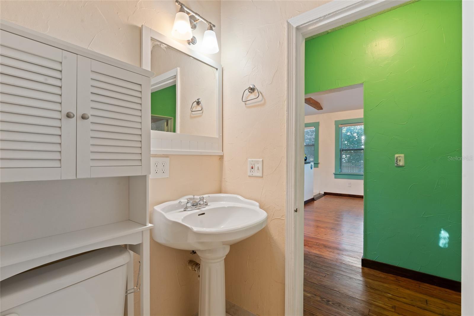 ST PETERSBURG INVESTMENT CO SUB - Residential Income