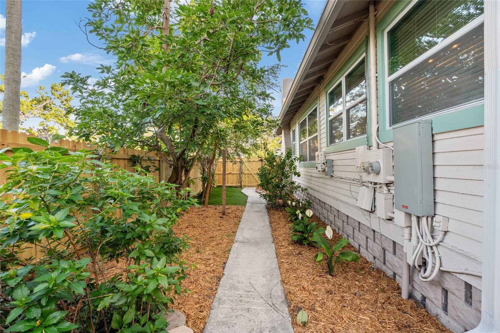 ST PETERSBURG INVESTMENT CO SUB - Residential Income