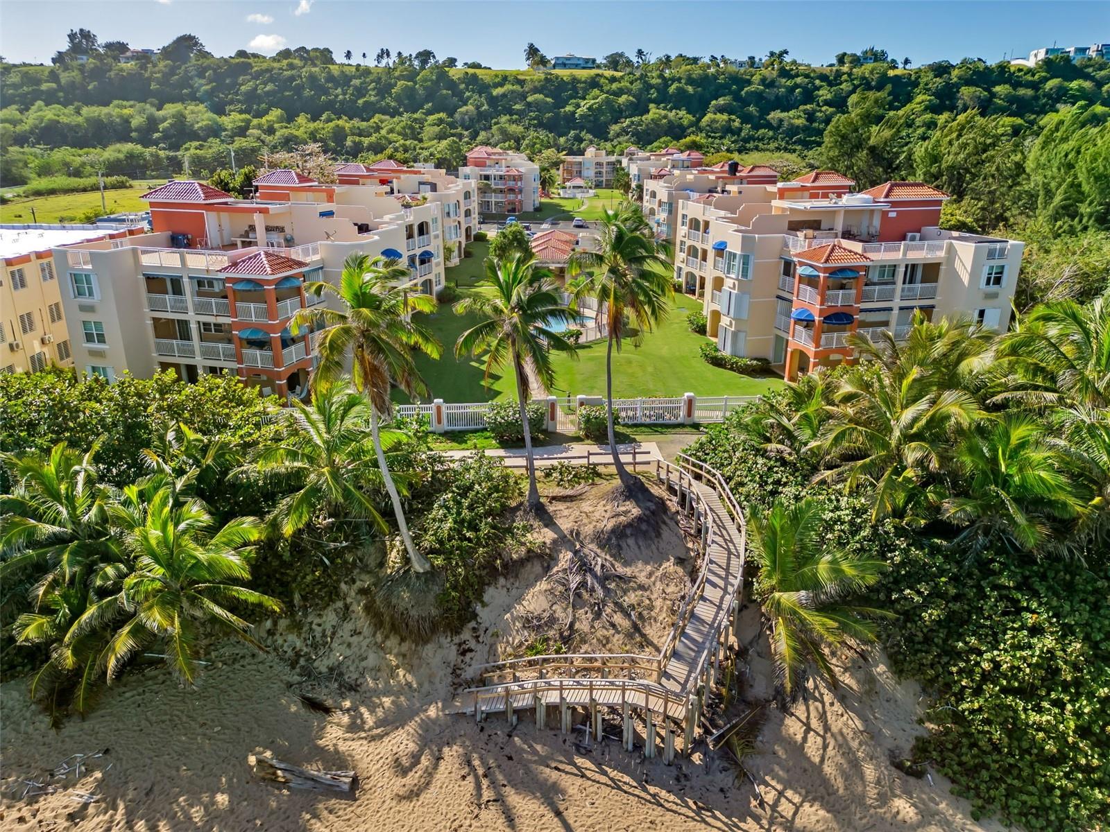 COND. ISLA BELA BEACH RESORT - Residential