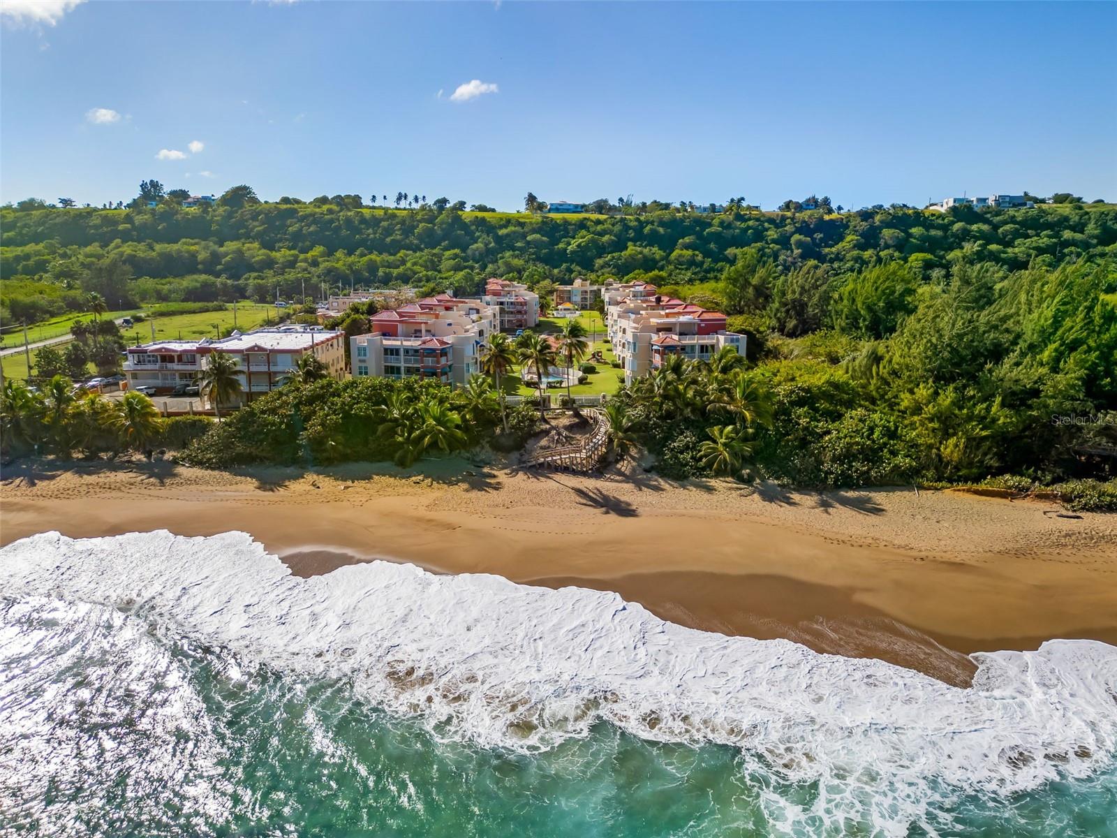 COND. ISLA BELA BEACH RESORT - Residential