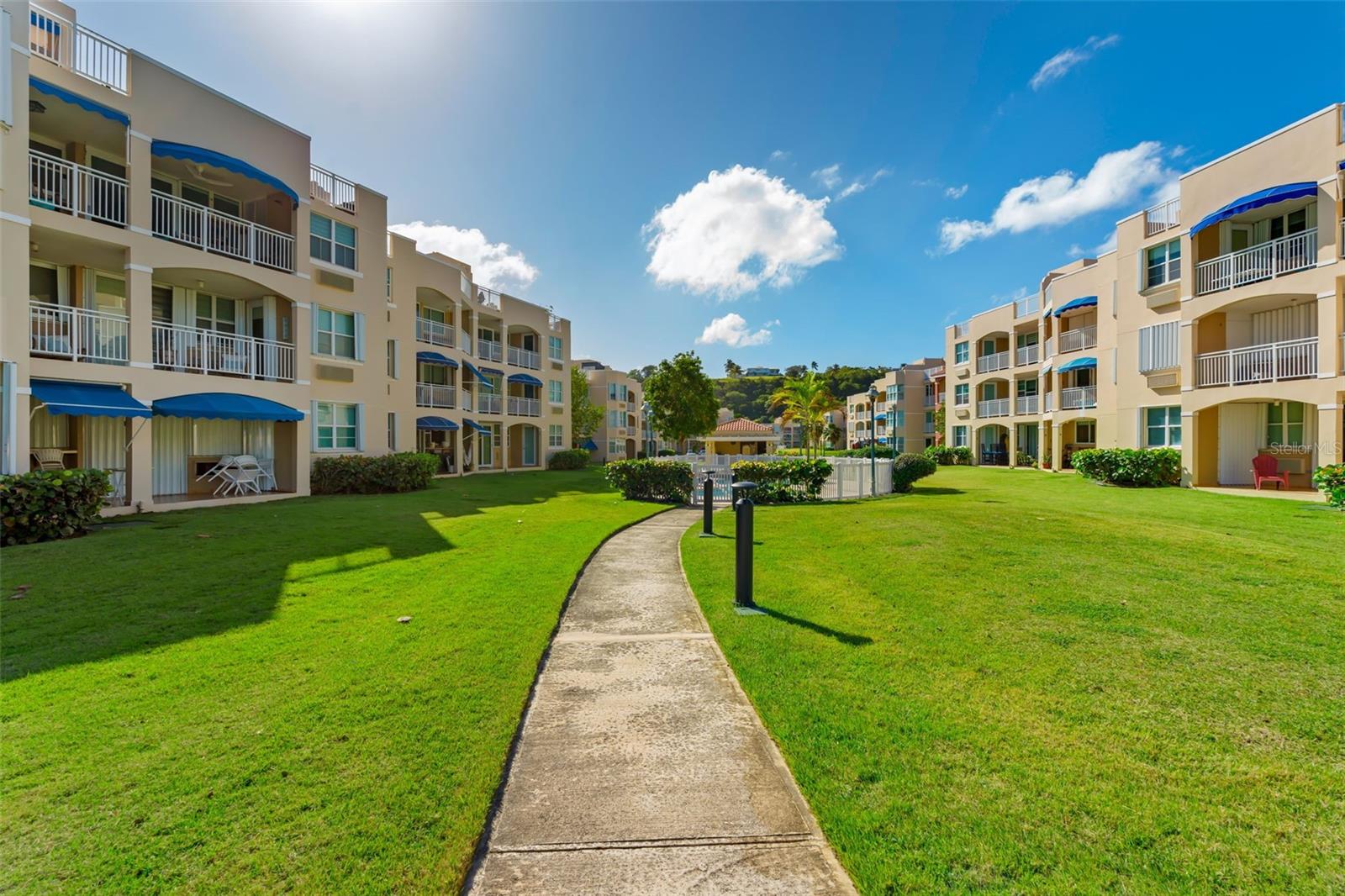 COND. ISLA BELA BEACH RESORT - Residential