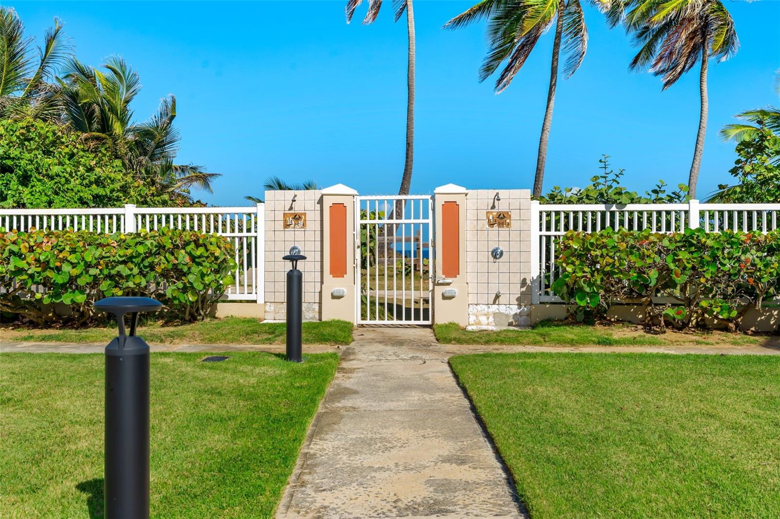 COND. ISLA BELA BEACH RESORT - Residential