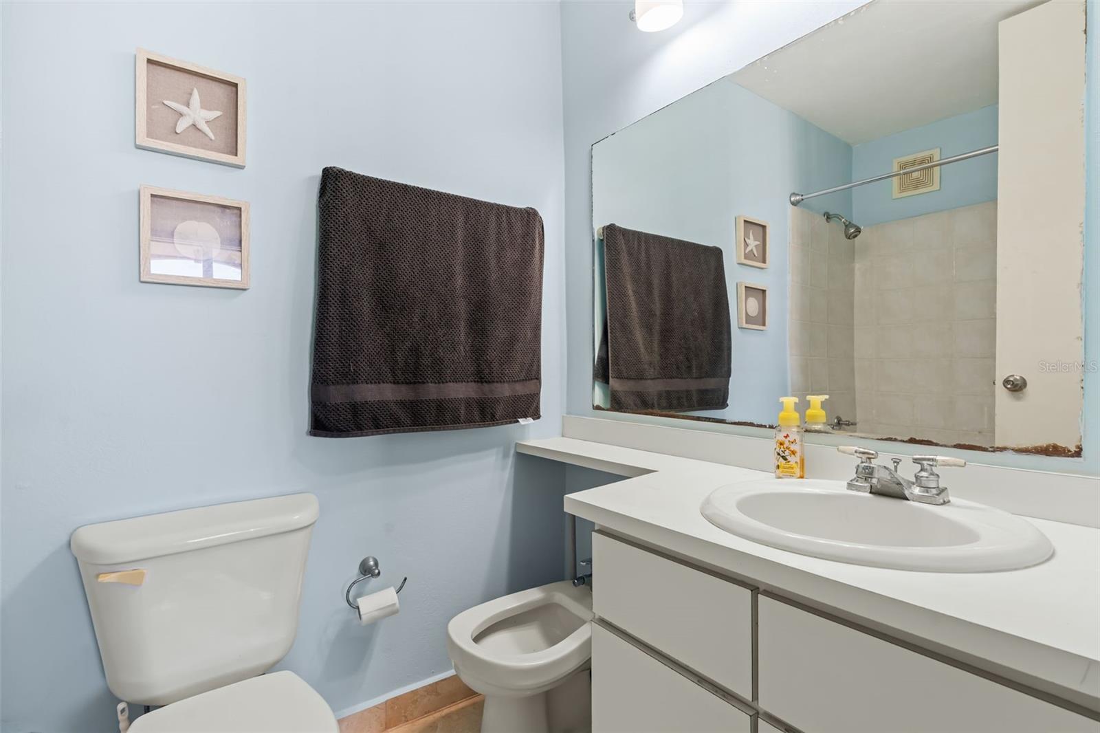 COND. ISLA BELA BEACH RESORT - Residential