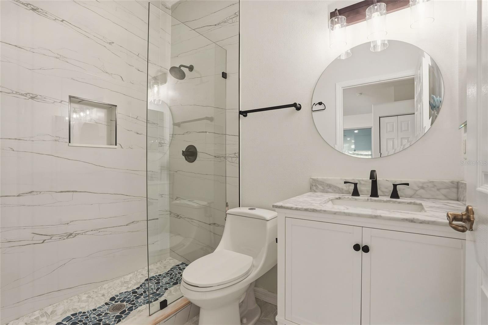 BARCLAY TRAILS - Residential