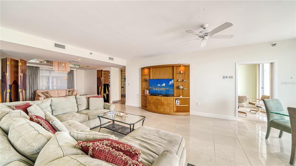 PIERRE - Residential