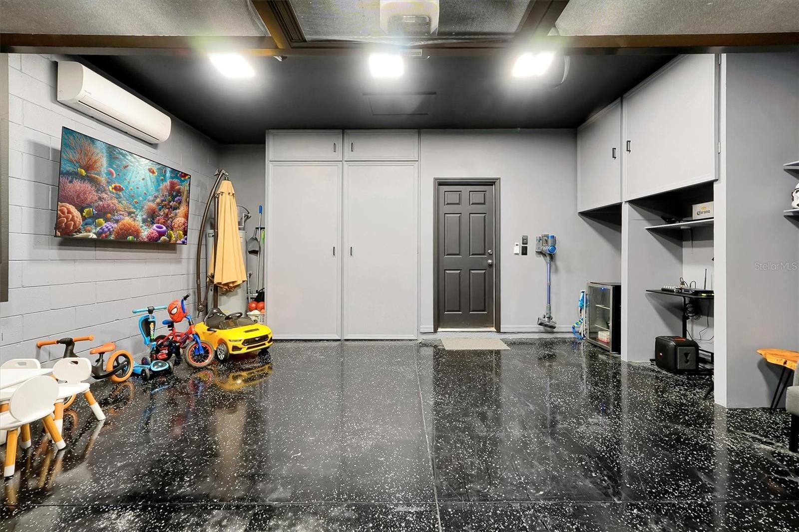 EAGLE MEADOW - Residential