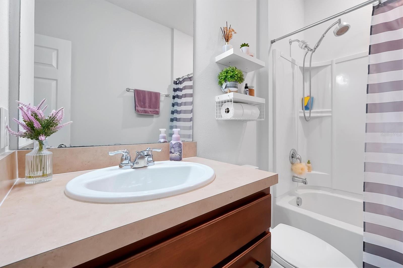 EAGLE MEADOW - Residential