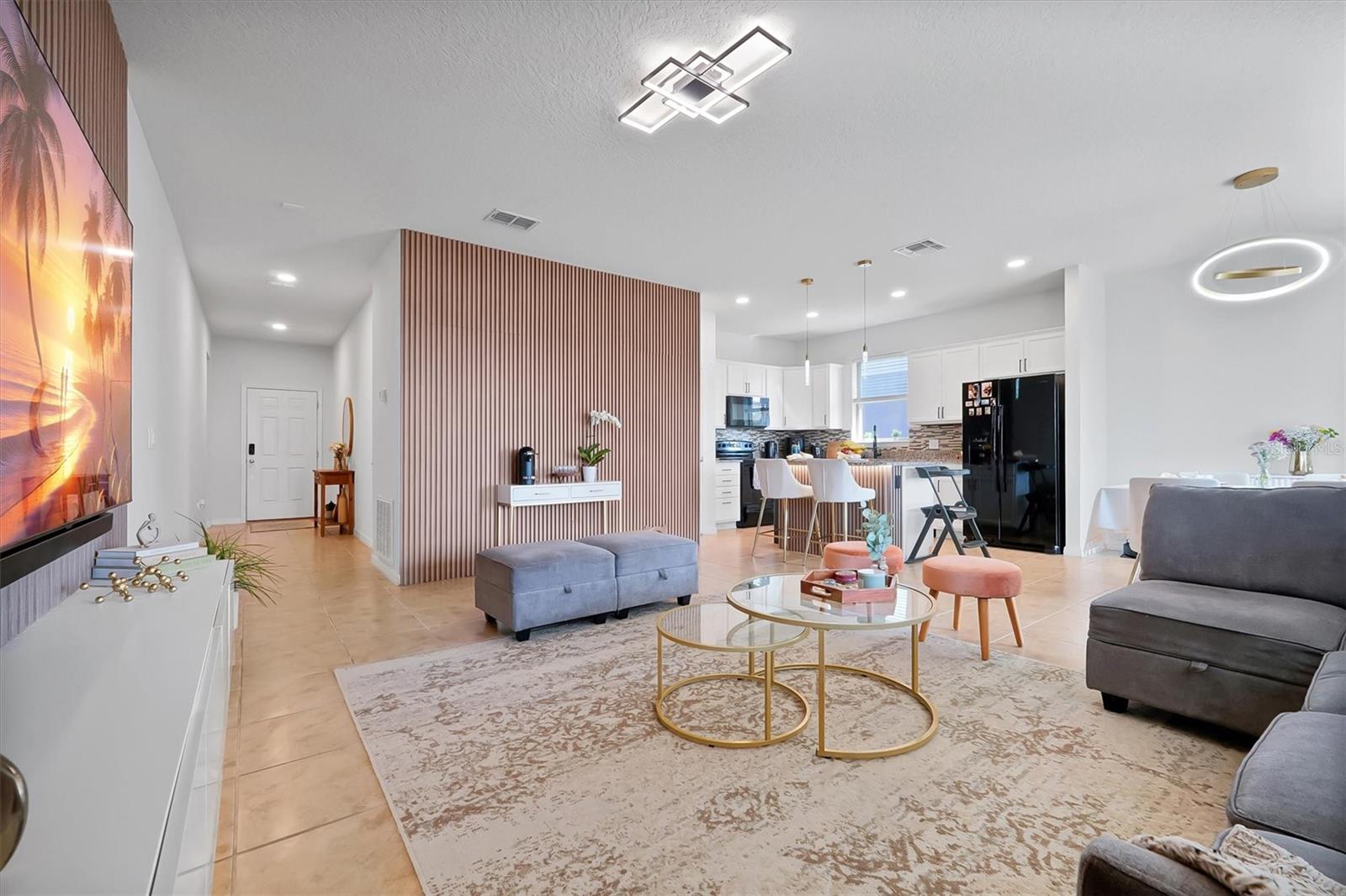 EAGLE MEADOW - Residential