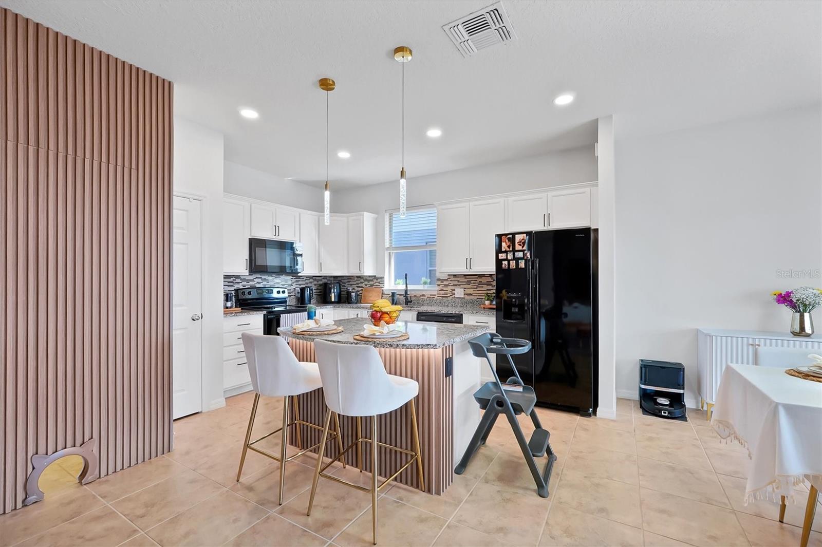 EAGLE MEADOW - Residential