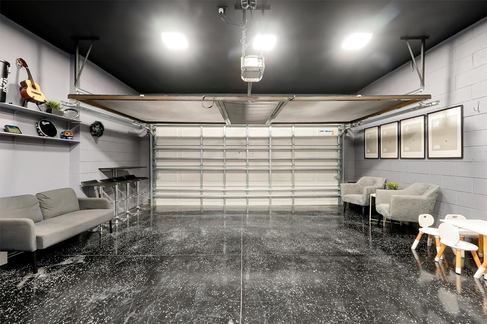 EAGLE MEADOW - Residential