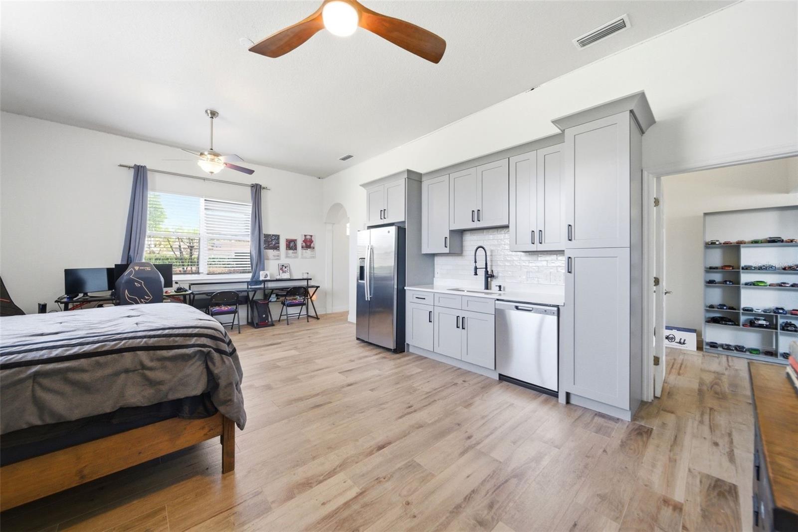 ACREAGE & UNREC - Residential