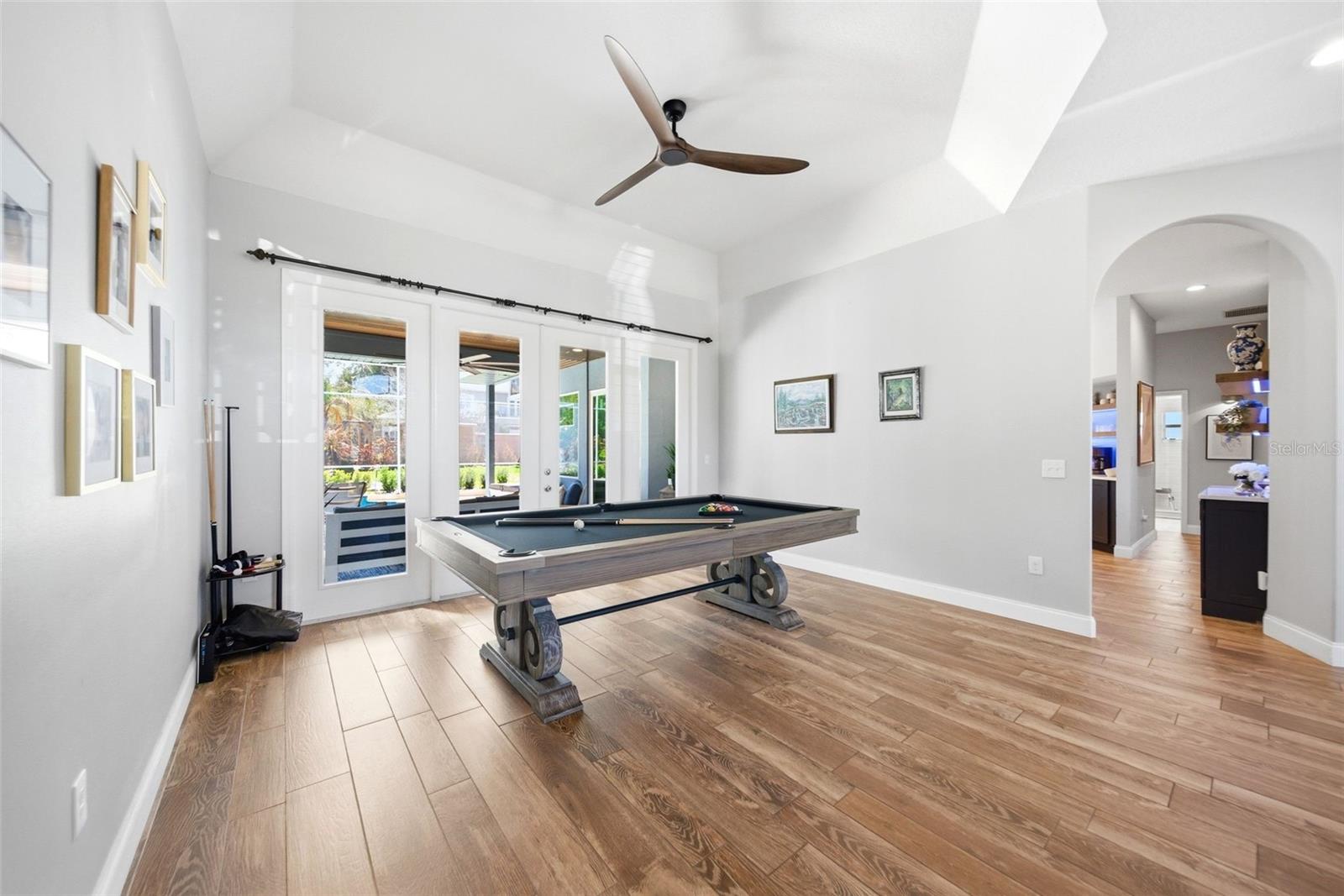 ACREAGE & UNREC - Residential