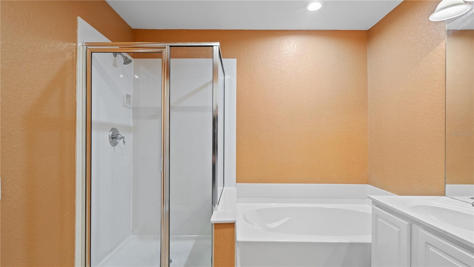 SPRING ISLE - Residential