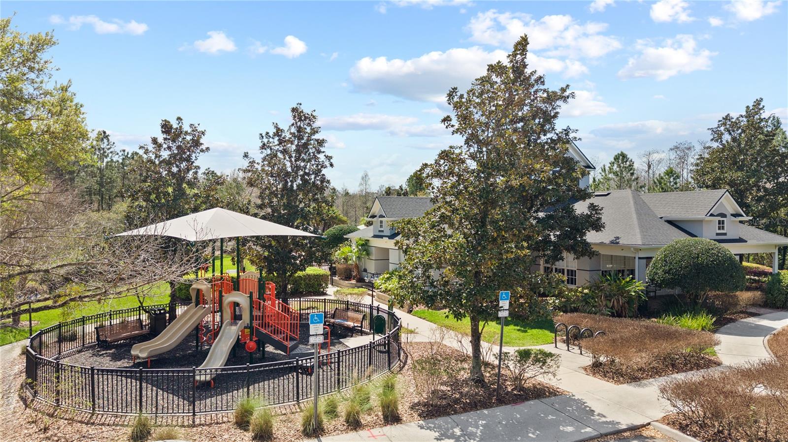 SPRING ISLE - Residential