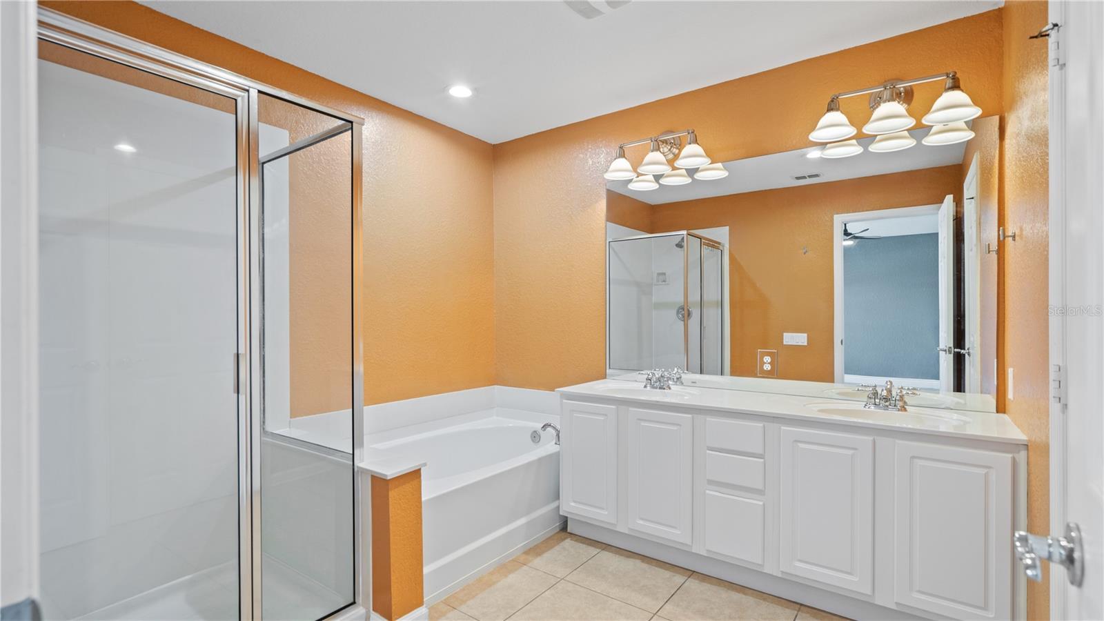 SPRING ISLE - Residential