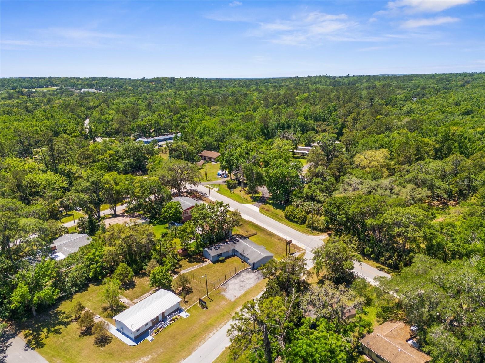 NORTH BROOK - Commercial Sale