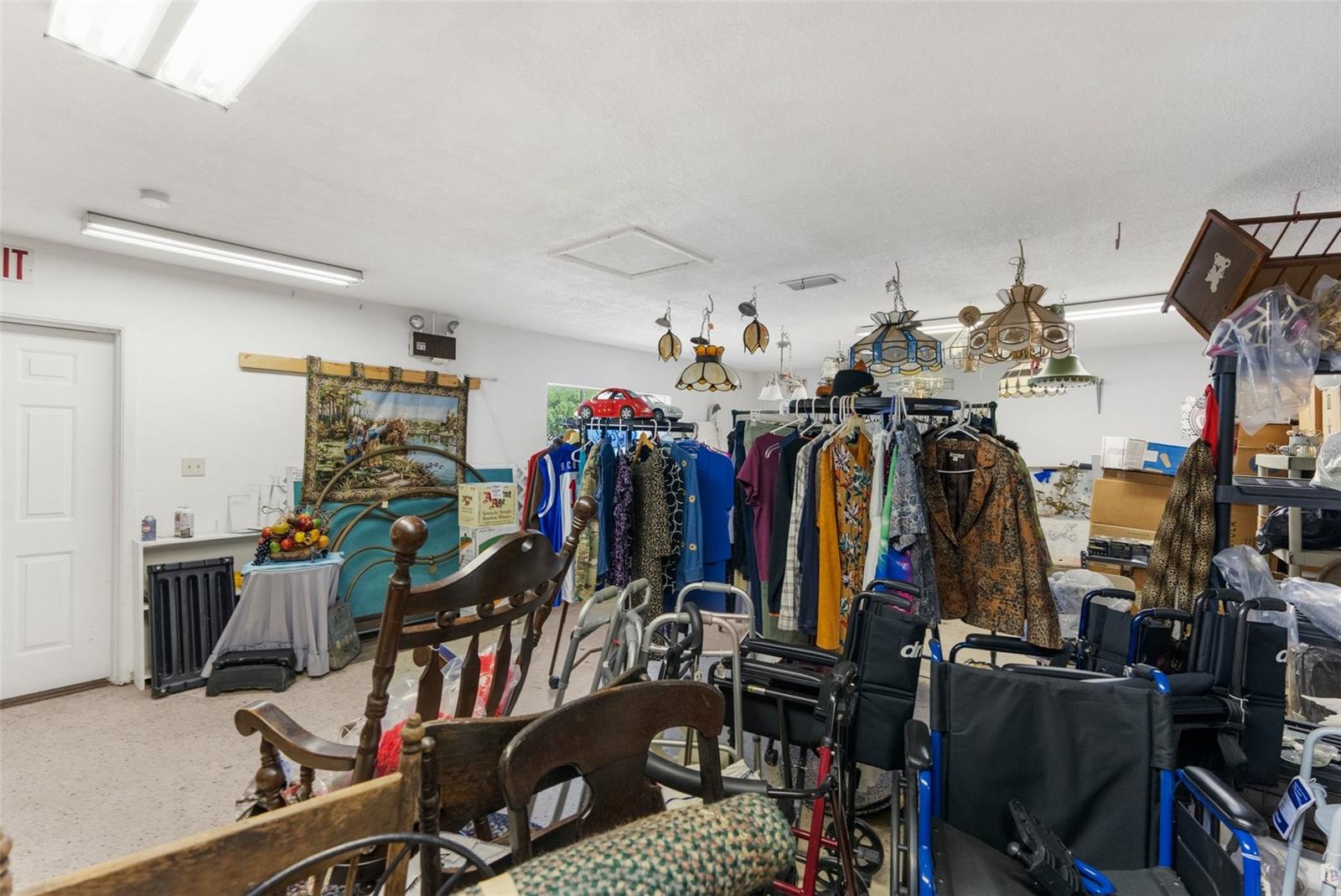 NORTH BROOK - Commercial Sale