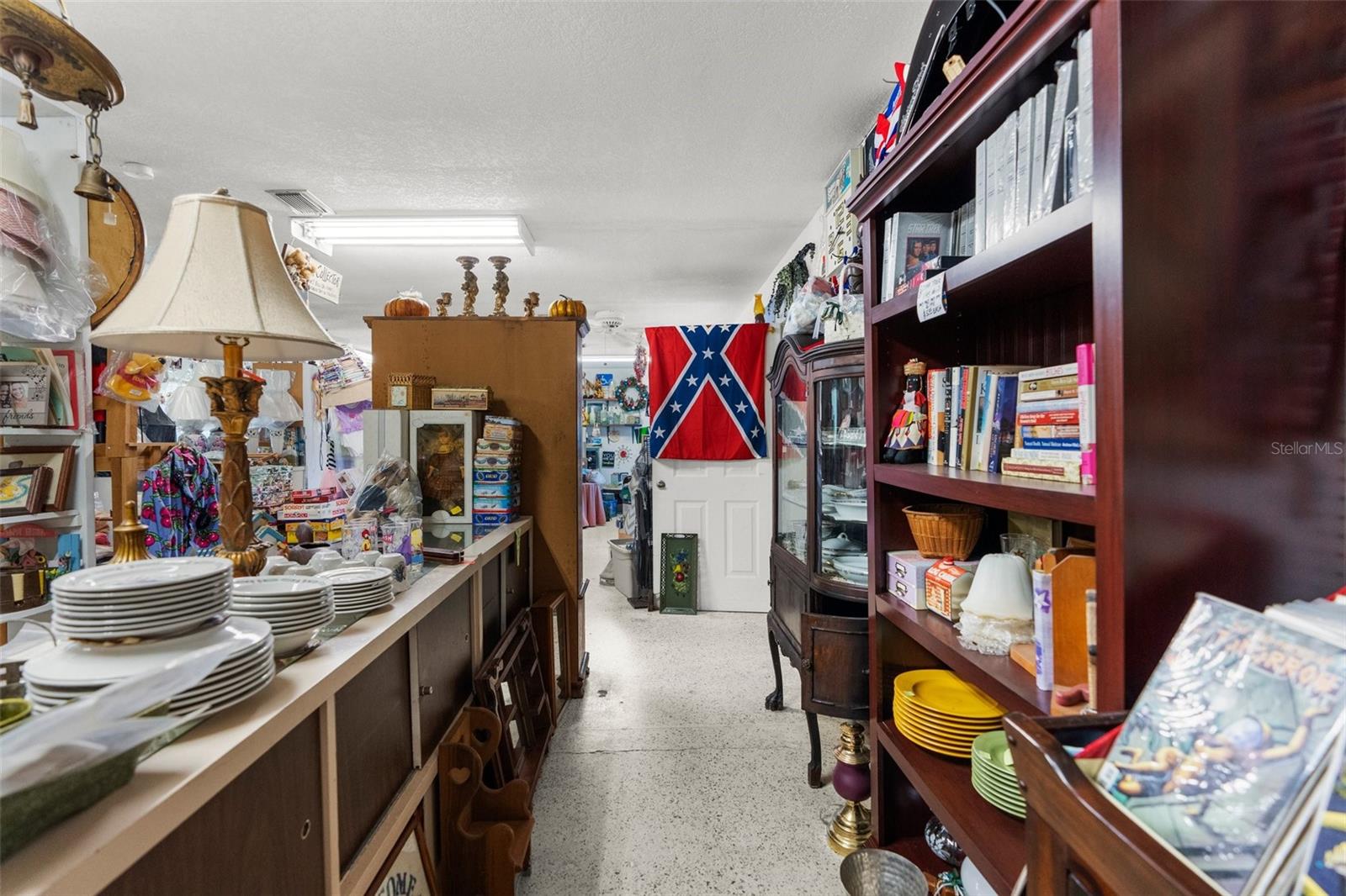 NORTH BROOK - Commercial Sale