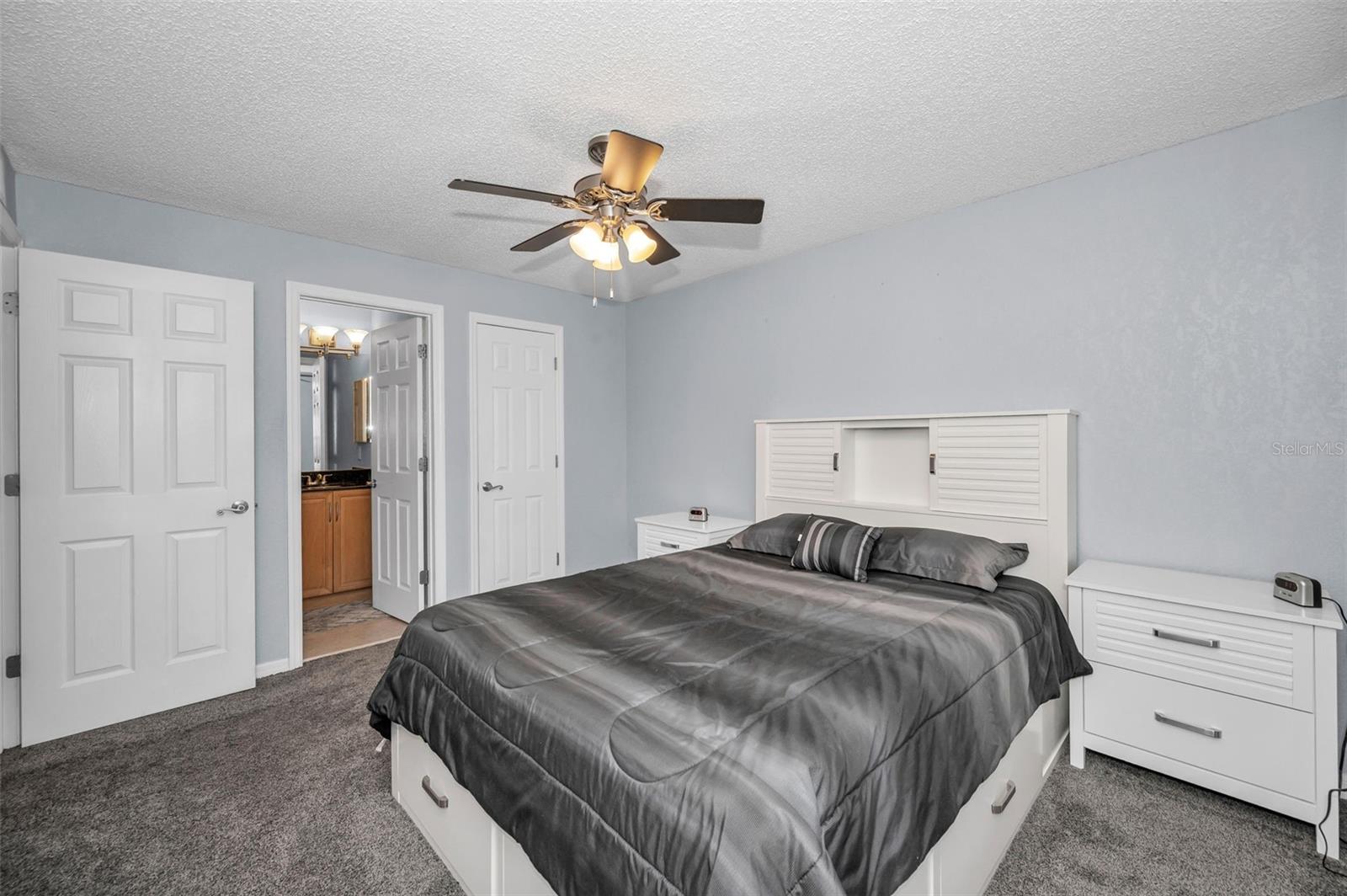 BENTLEY AT COBBS LANDING CONDO THE - Residential