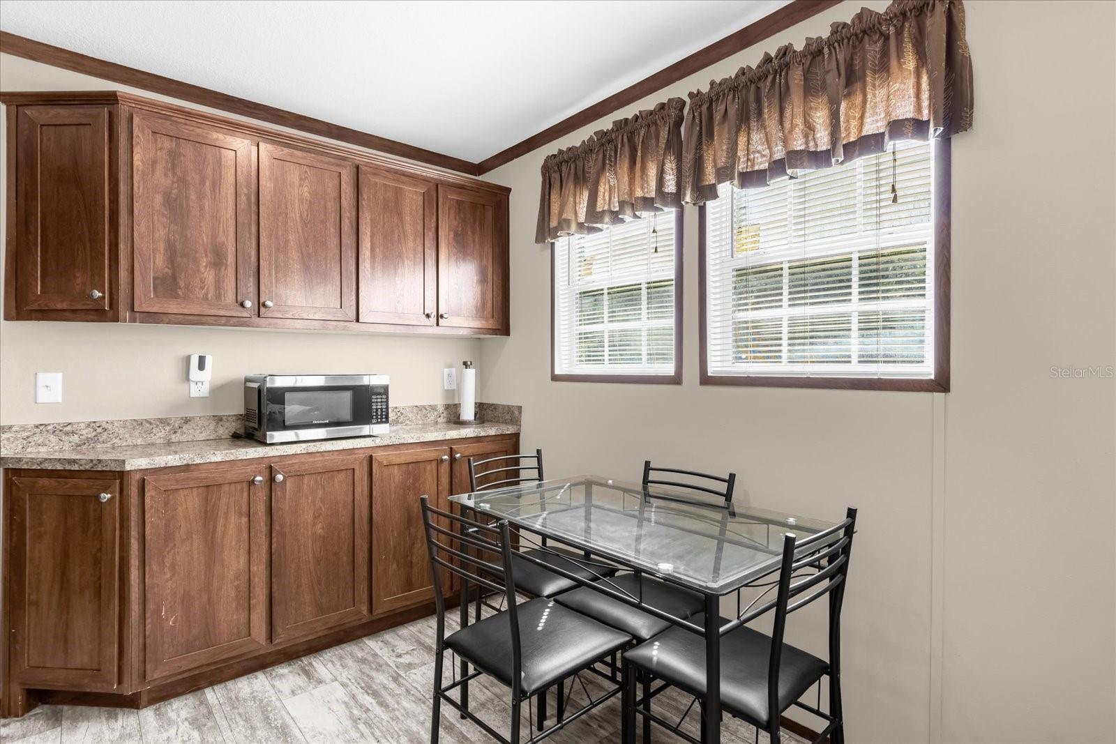 RAINBOW PARK - Residential