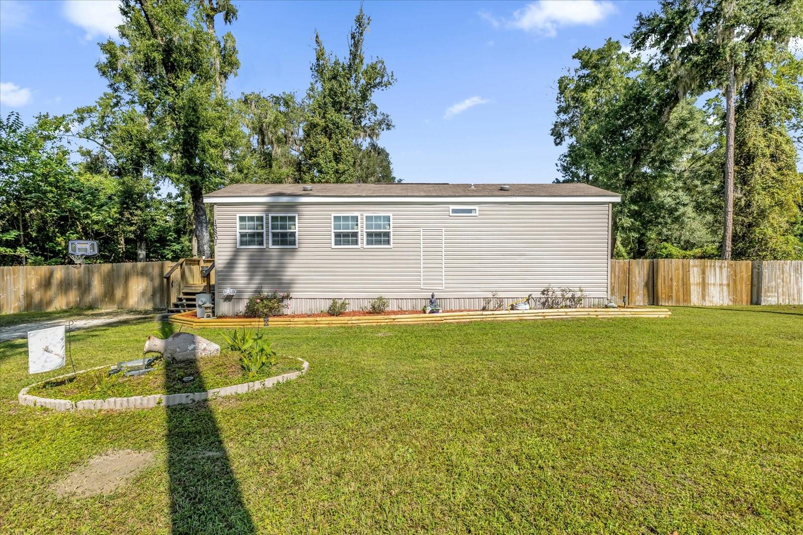 RAINBOW PARK - Residential