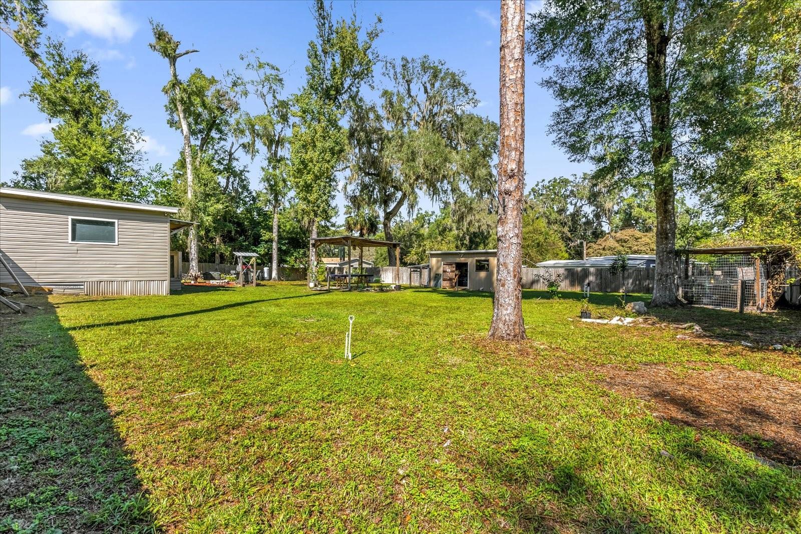 RAINBOW PARK - Residential