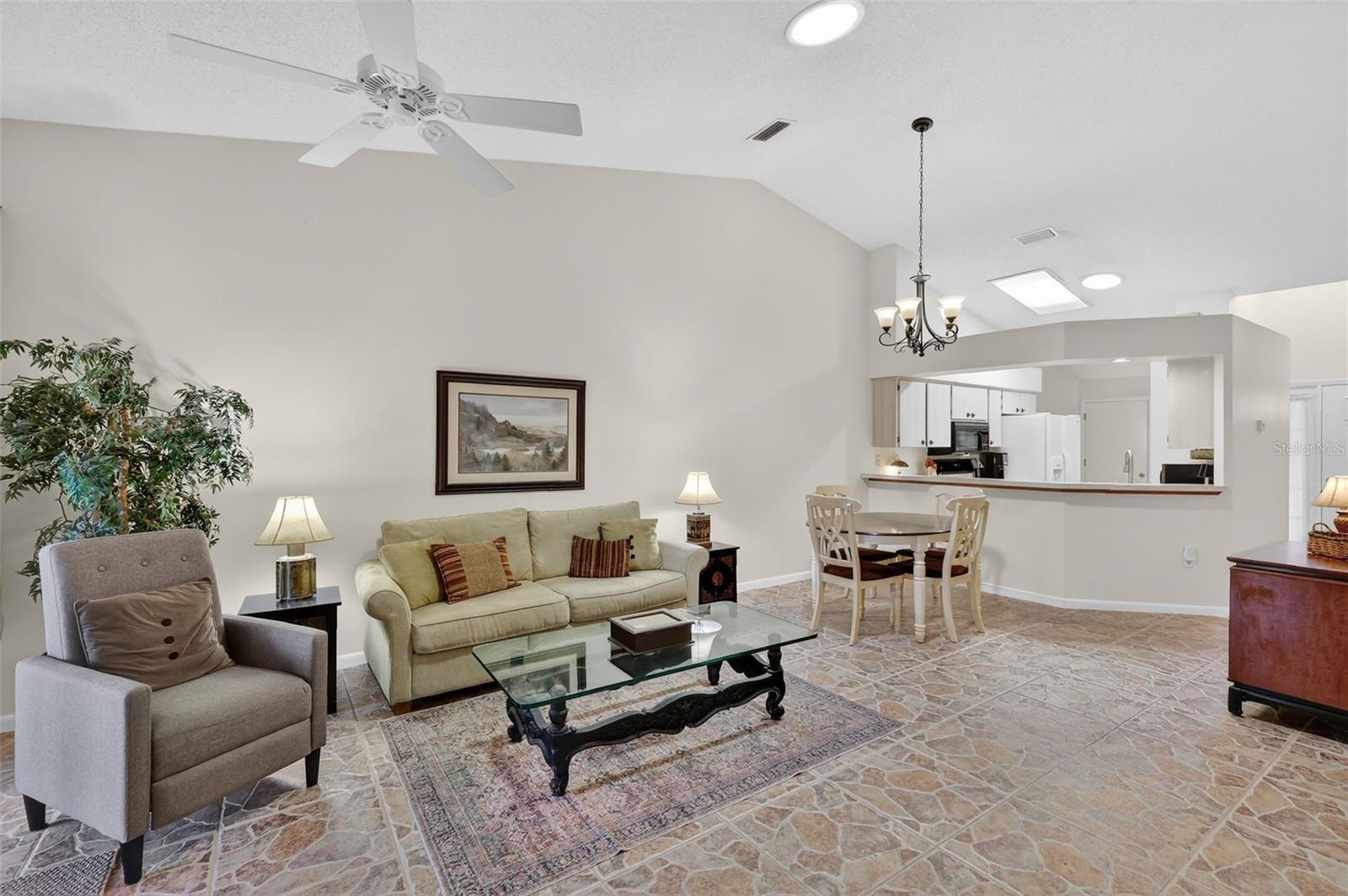 HIGHLAND LAKES PH 01 - Residential