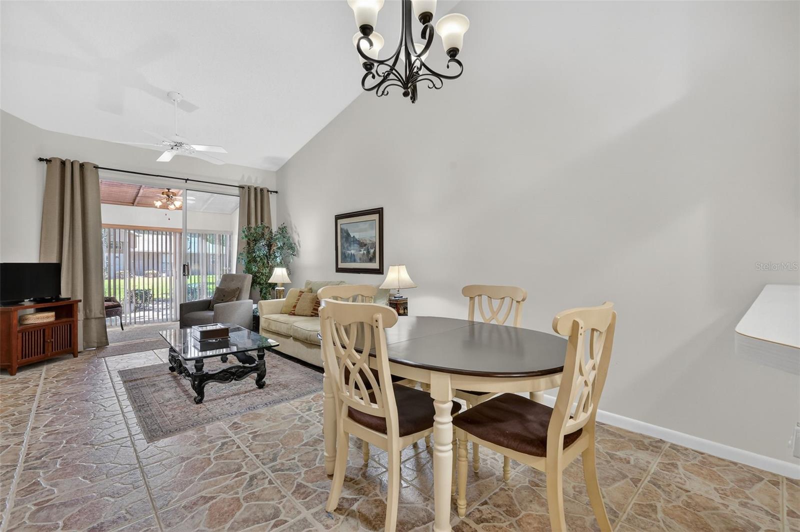 HIGHLAND LAKES PH 01 - Residential