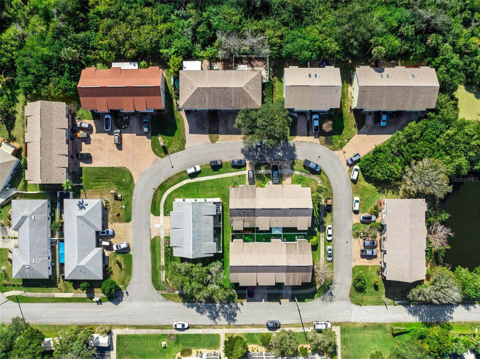 VILLAS AT RIVER OAKS - Residential