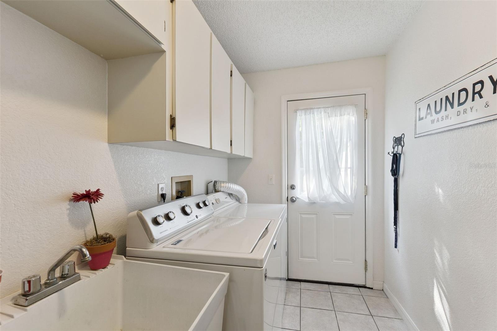 VILLAS AT RIVER OAKS - Residential