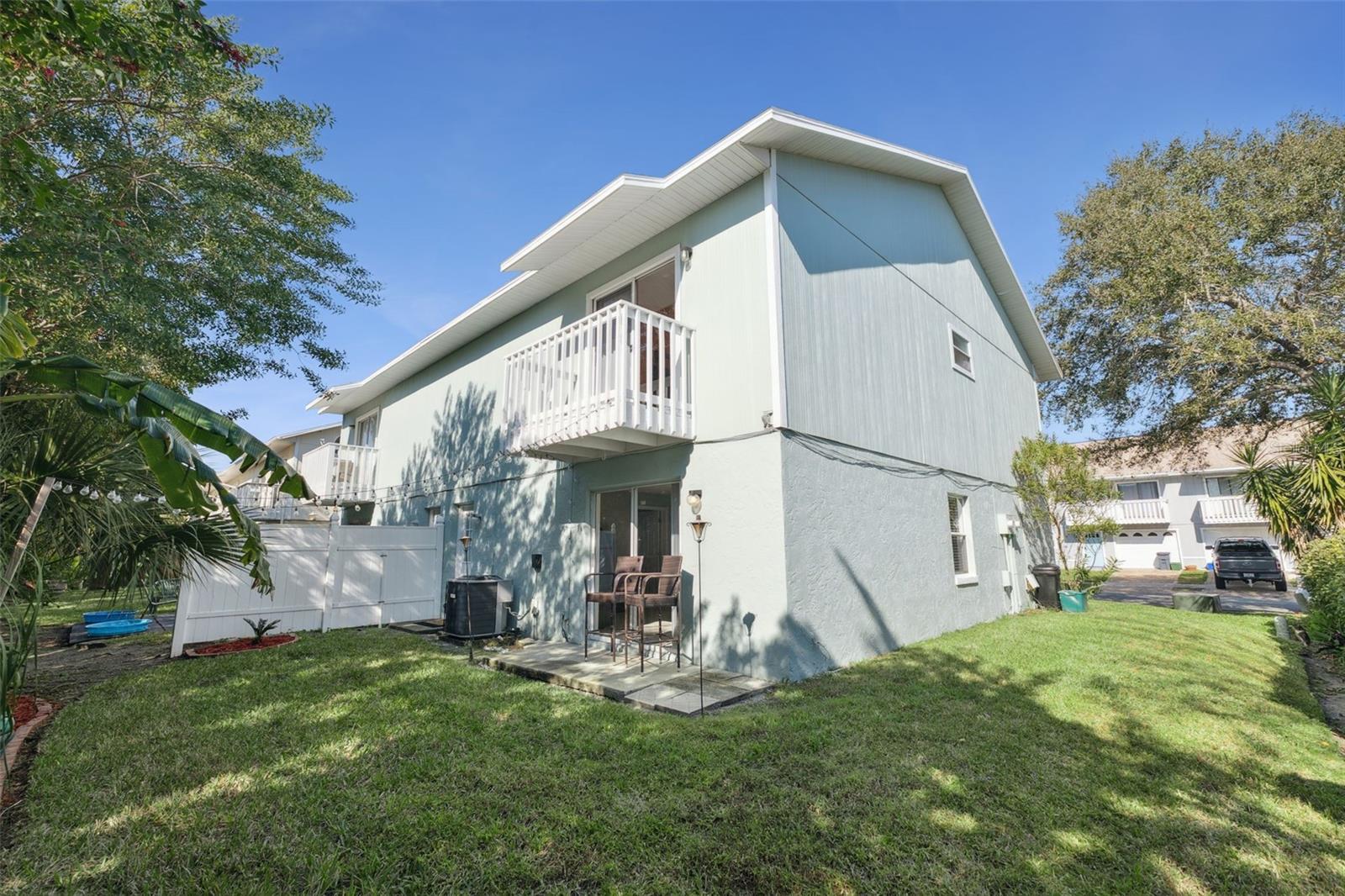 VILLAS AT RIVER OAKS - Residential