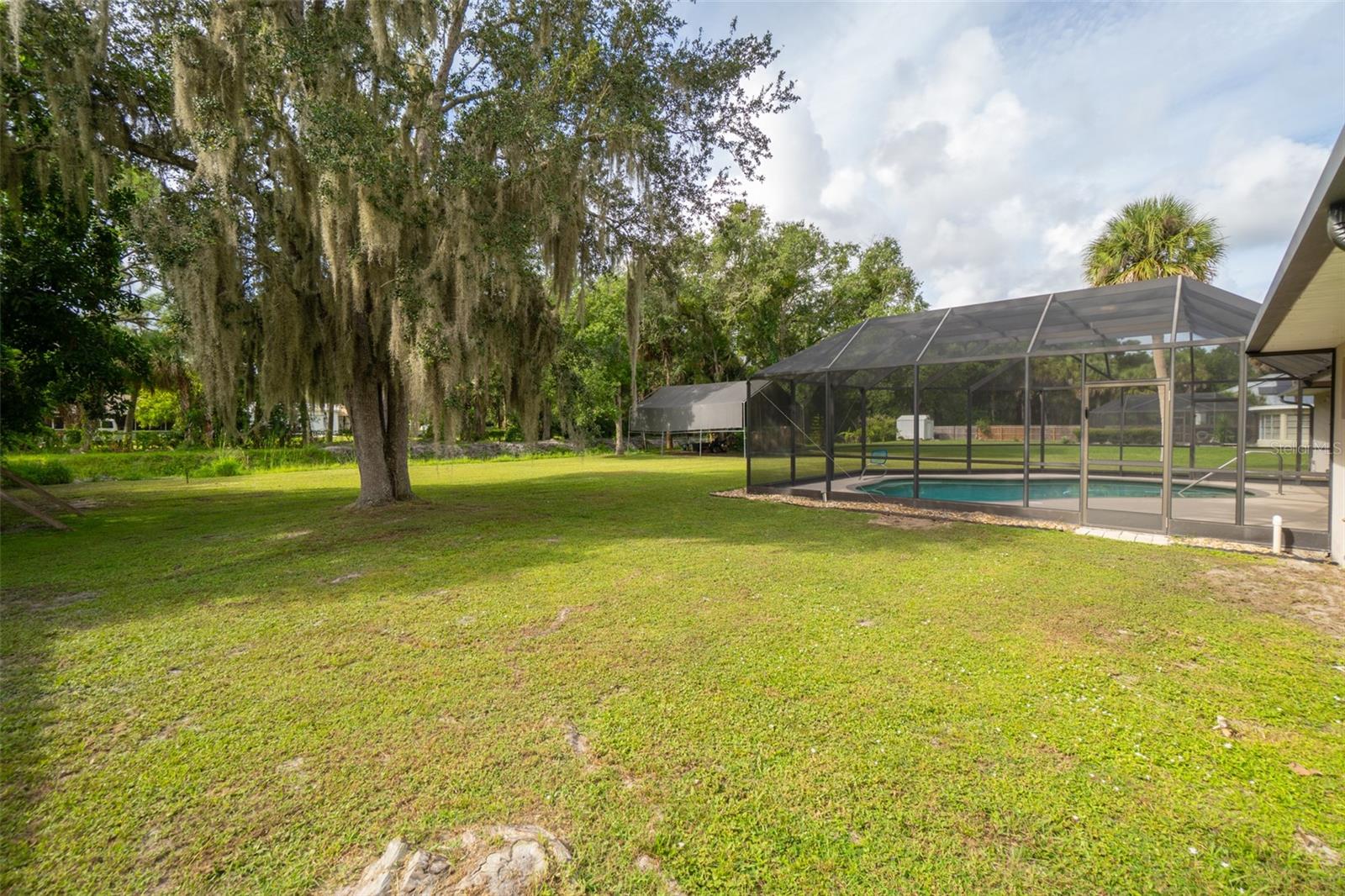 DALEHURST PINES - Residential