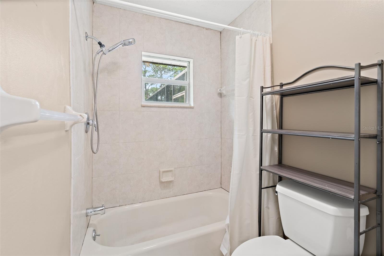 DALEHURST PINES - Residential