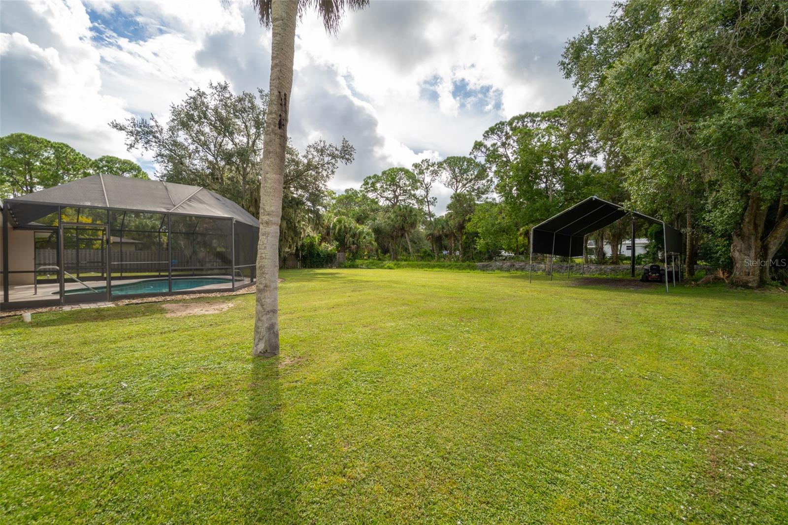 DALEHURST PINES - Residential