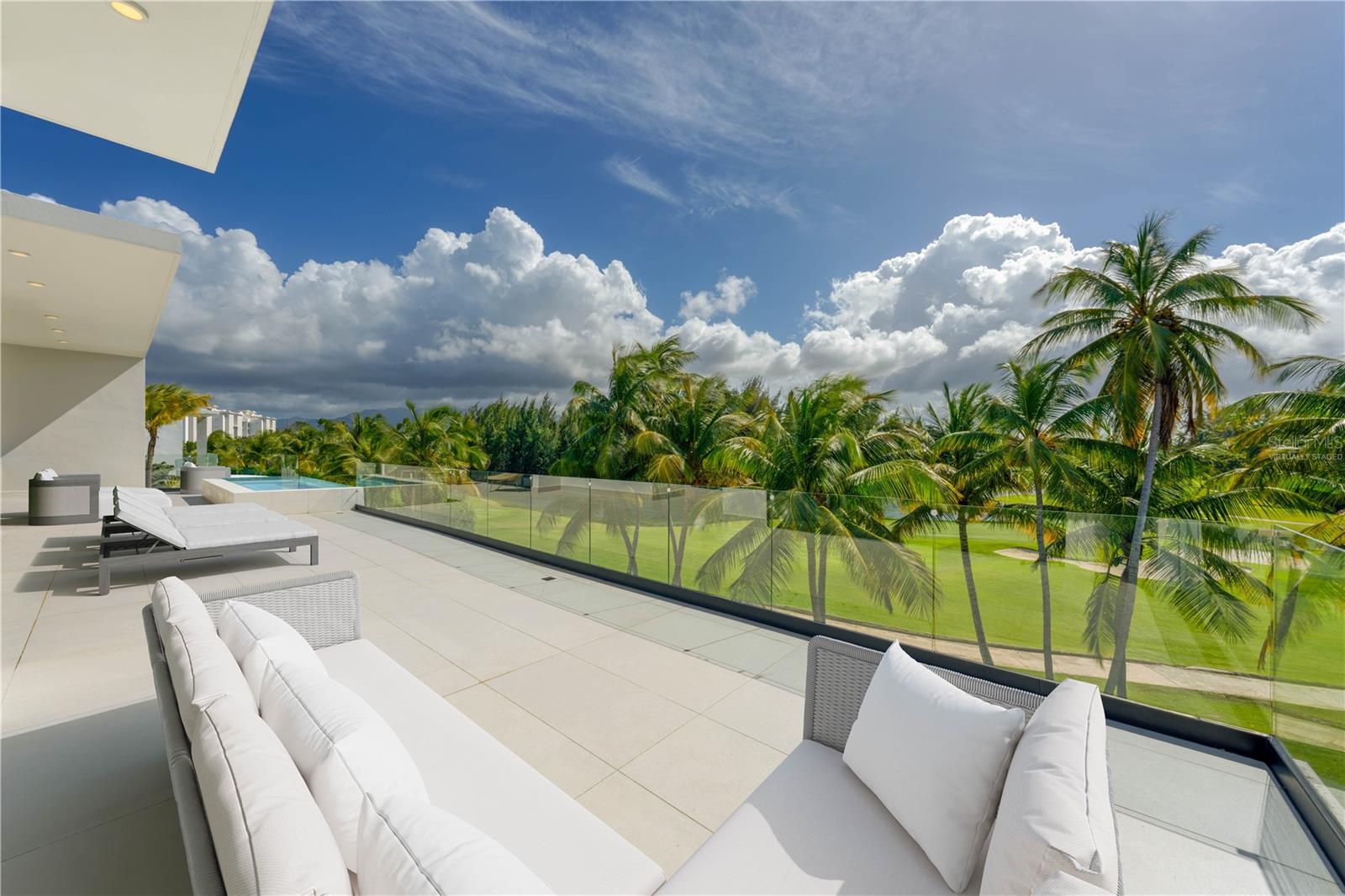 FOUR SEASONS RESORT AND RESIDENCES PUERTO RICO - Residential