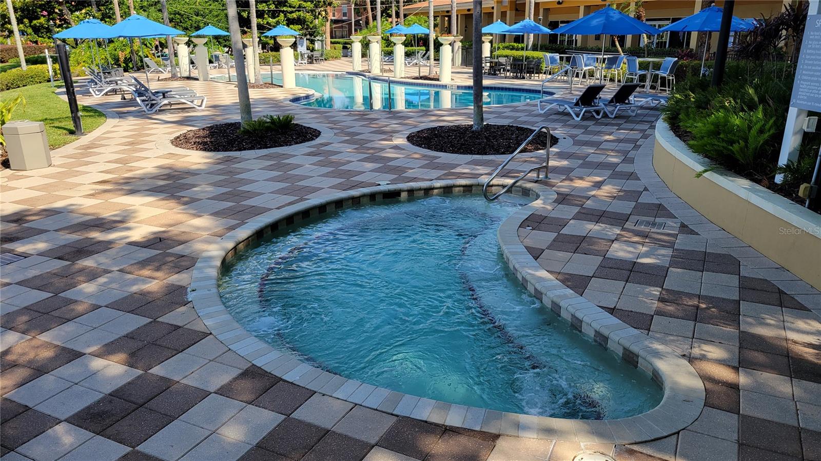 ENCANTADA PH 2 - Residential