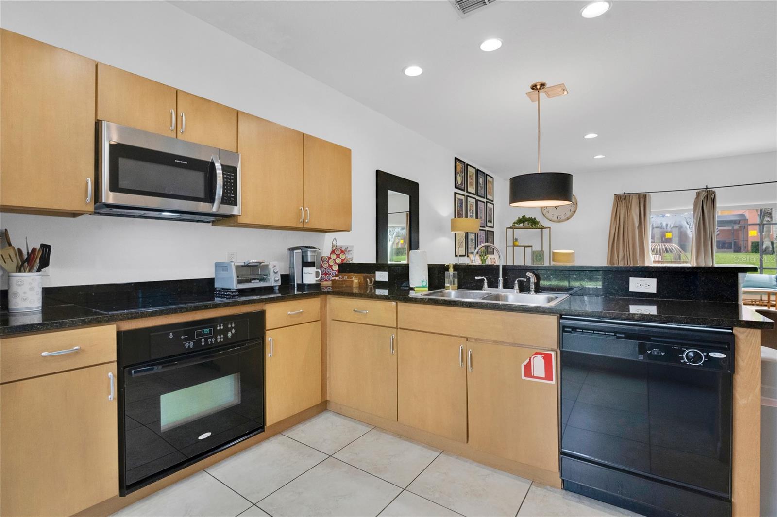 ENCANTADA PH 2 - Residential