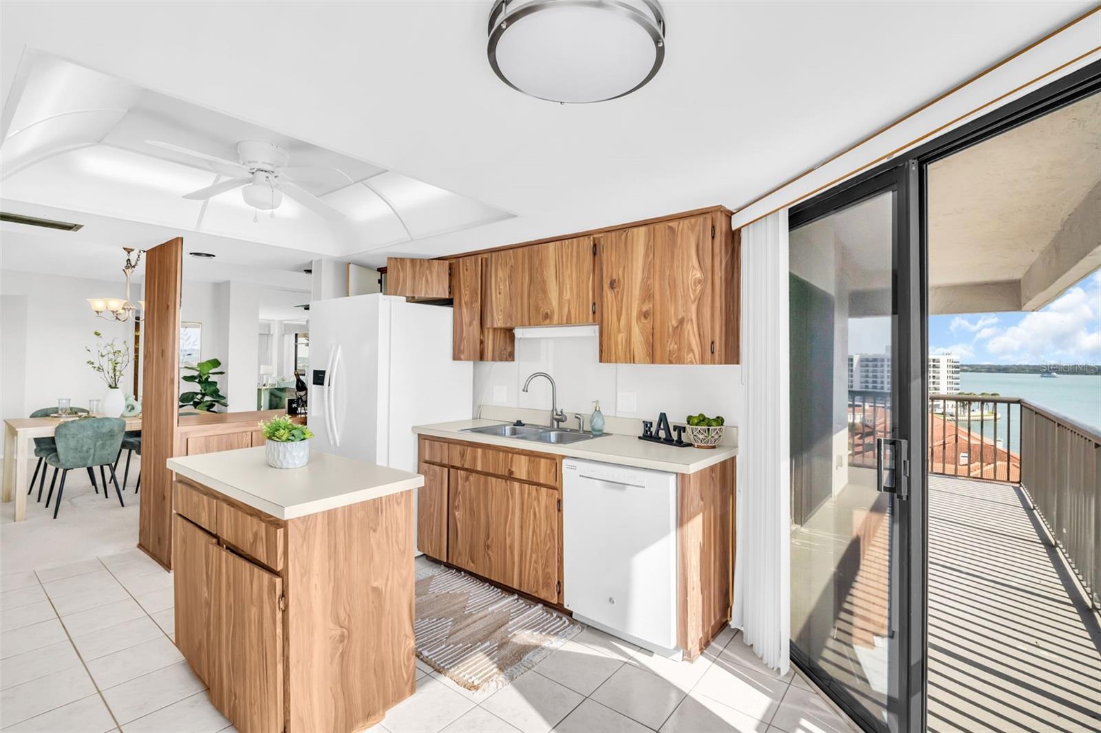 HARBORAGE CONDO BELLEAIR BEACH - Residential