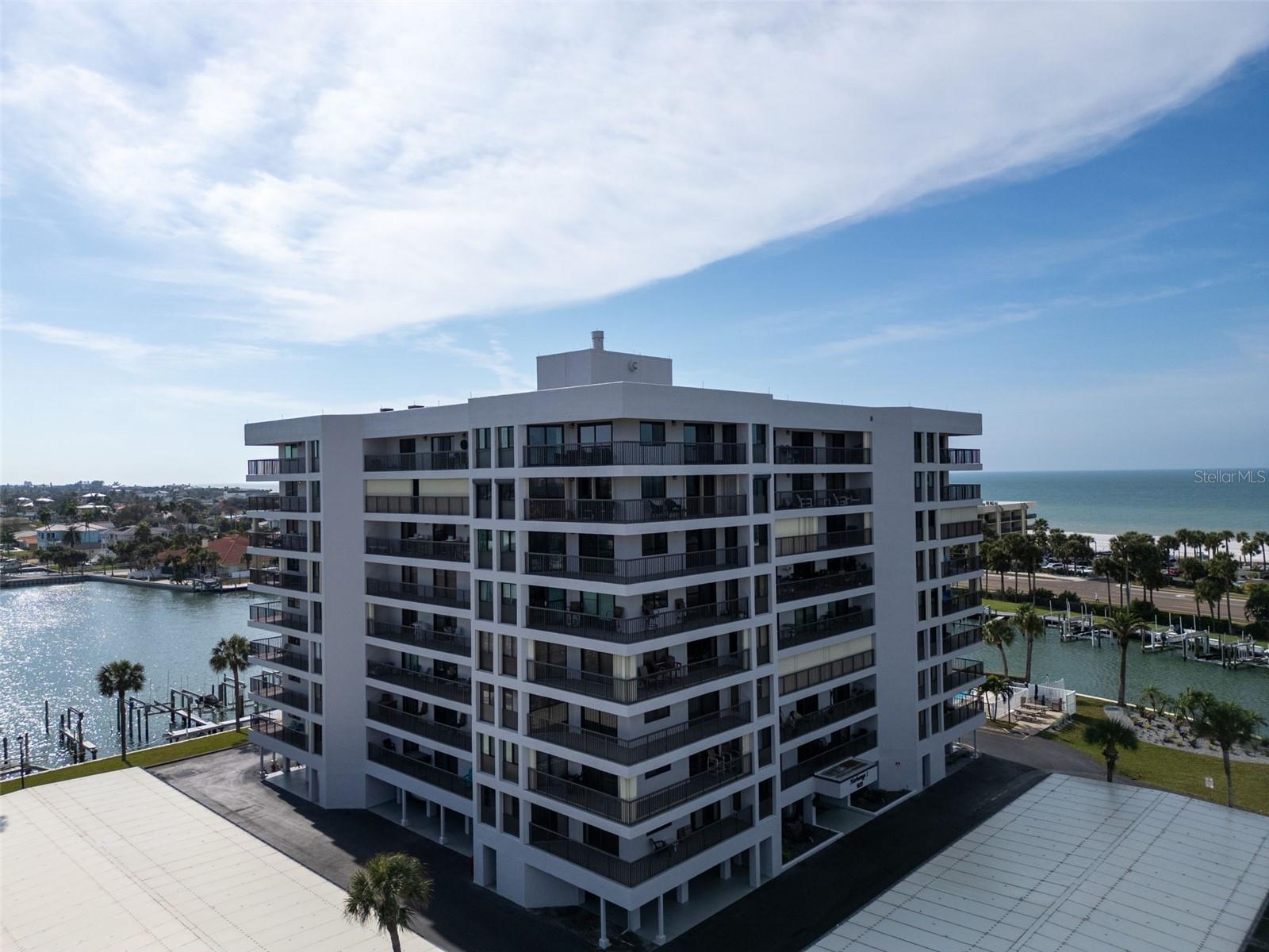 HARBORAGE CONDO BELLEAIR BEACH - Residential